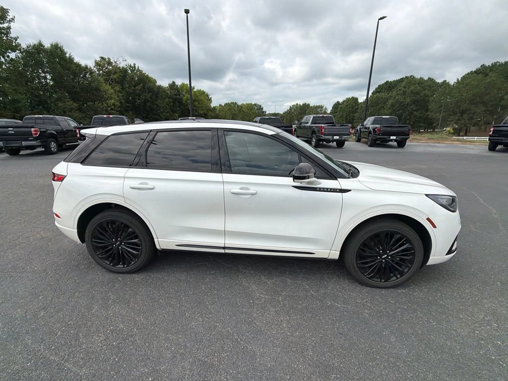 Used 2024 Lincoln Corsair FWD w/ Equipment Group 101A image 9