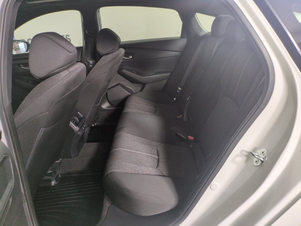 Certified 2025 Honda Accord Sport image 32