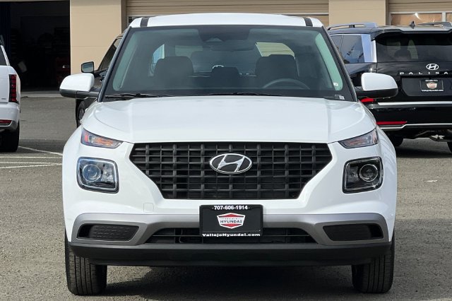 New 2026 Hyundai Venue SE FWD image 3