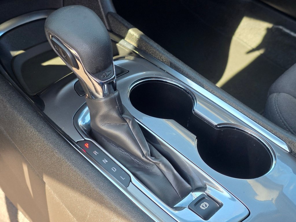 Used 2024 Chevrolet Malibu LT FWD image 15