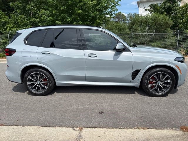 Certified 2024 BMW X5 xDrive40i w/ M Sport Package AWD/4WD image 10