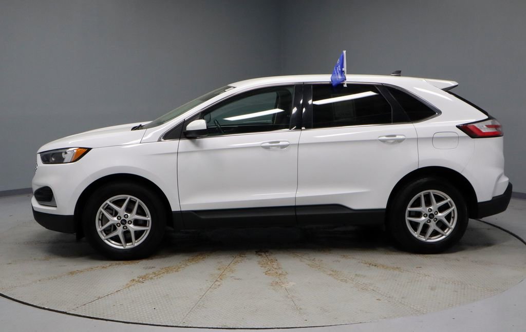 Certified 2024 Ford Edge SEL AWD/4WD image 9