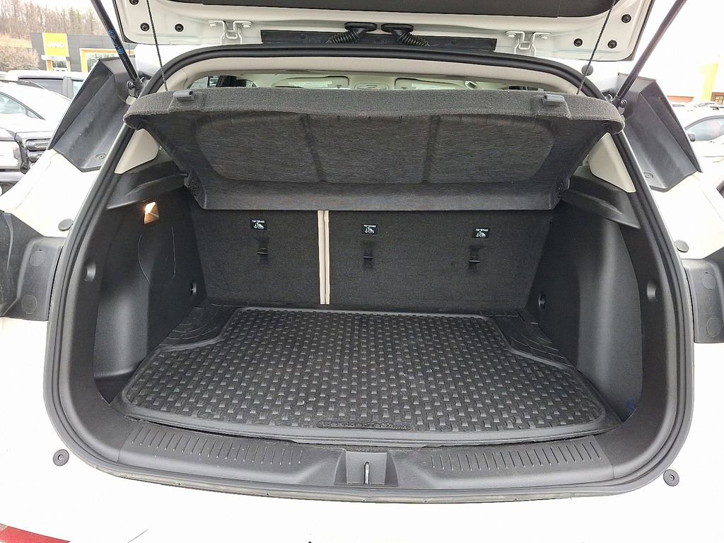 Used 2021 Buick Encore GX Essence w/ Sport Touring Package image 27