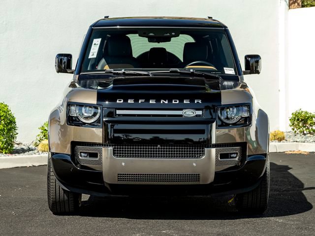 Certified 2022 Land Rover Defender 110 X AWD/4WD image 3