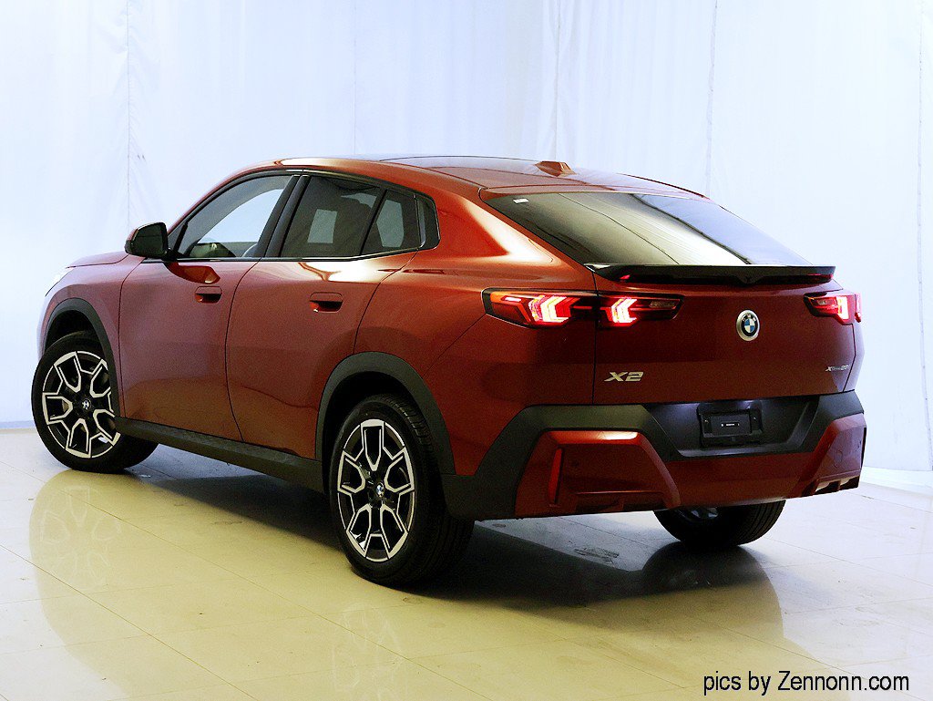 Certified 2026 BMW X2 xDrive28i AWD/4WD image 9