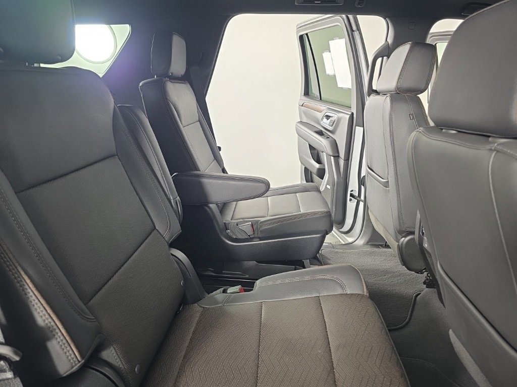 Used 2023 Chevrolet Tahoe High Country image 40
