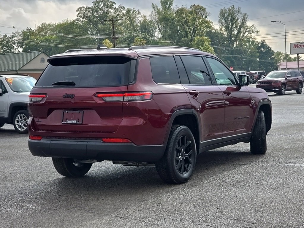 New 2025 Jeep Grand Cherokee L Altitude image 7