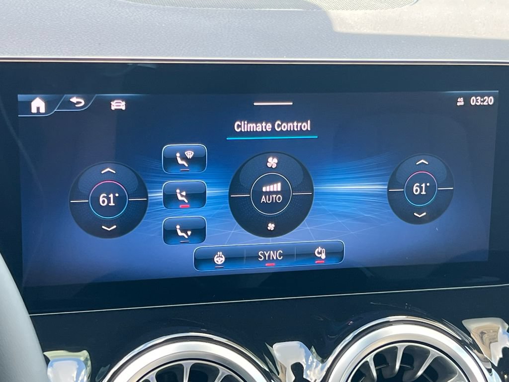 New 2026 Mercedes-Benz GLA 250 4MATIC image 25