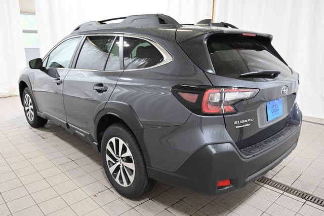 New 2025 Subaru Outback Premium image 10