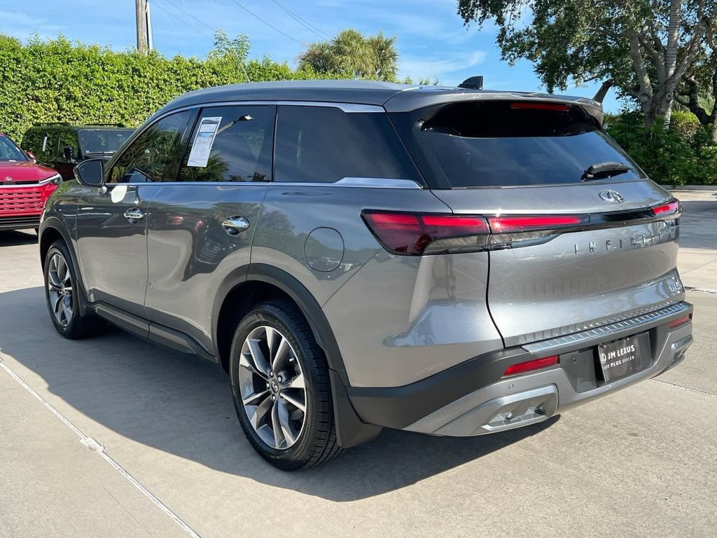 Used 2022 INFINITI QX60 Luxe w/ Cargo Package FWD image 5