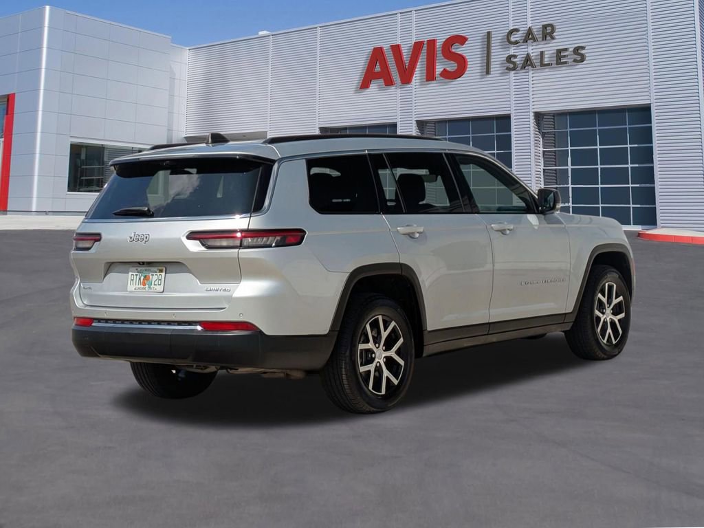 Used 2024 Jeep Grand Cherokee L Limited w/ Luxury Tech Group II image 6