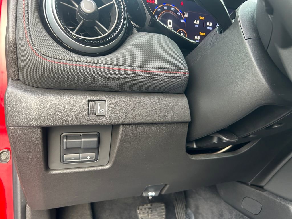 Used 2025 Chevrolet Colorado Z71 w/ Technology Package image 21