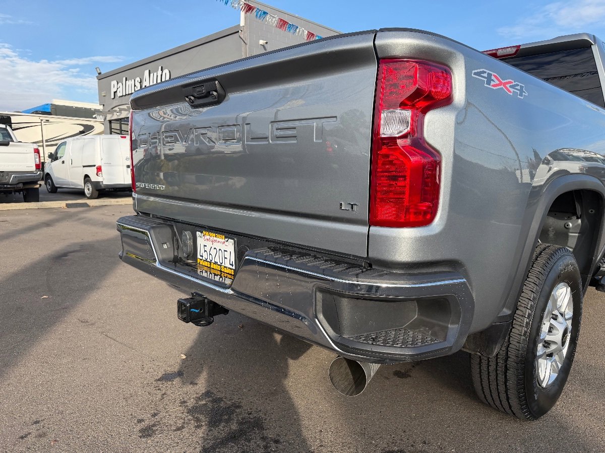 Used 2025 Chevrolet Silverado 2500 LT w/ Convenience Package image 13
