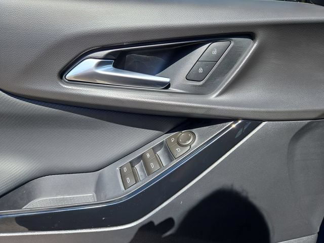 New 2026 Chevrolet Equinox LT w/ Safety and Technology Package AWD/4WD image 14