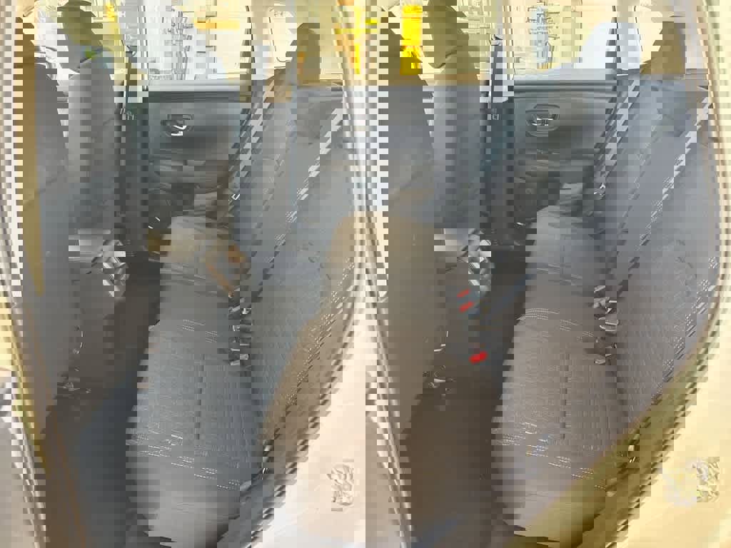 Certified 2025 Honda HR-V LX image 37