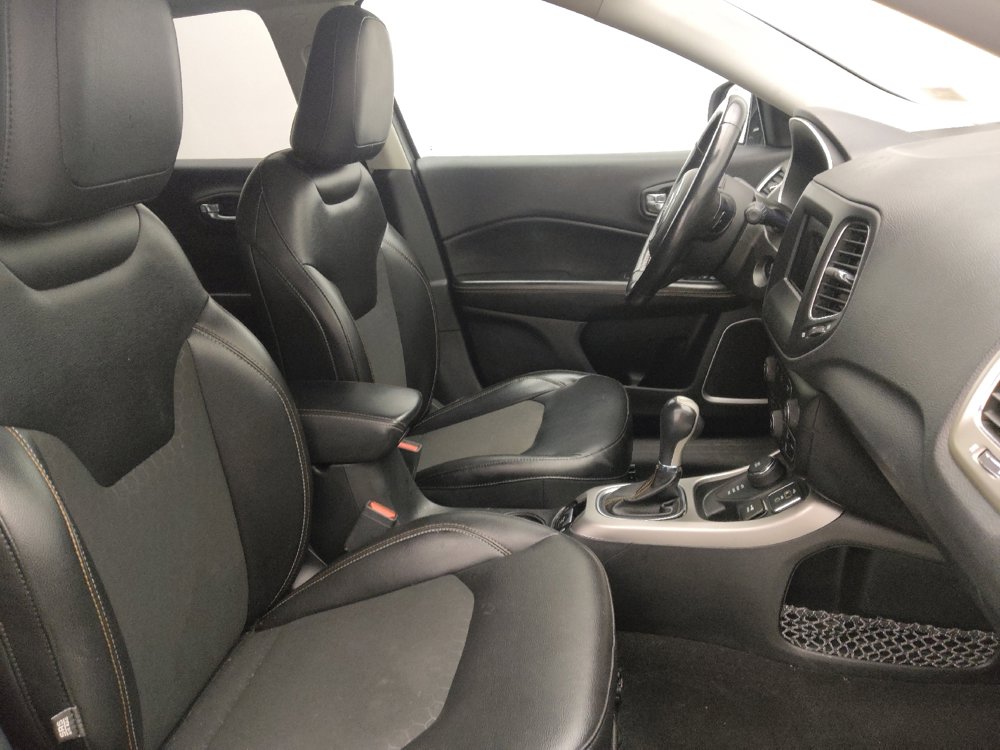 Used 2018 Jeep Compass Latitude w/ Popular Equipment Group image 21