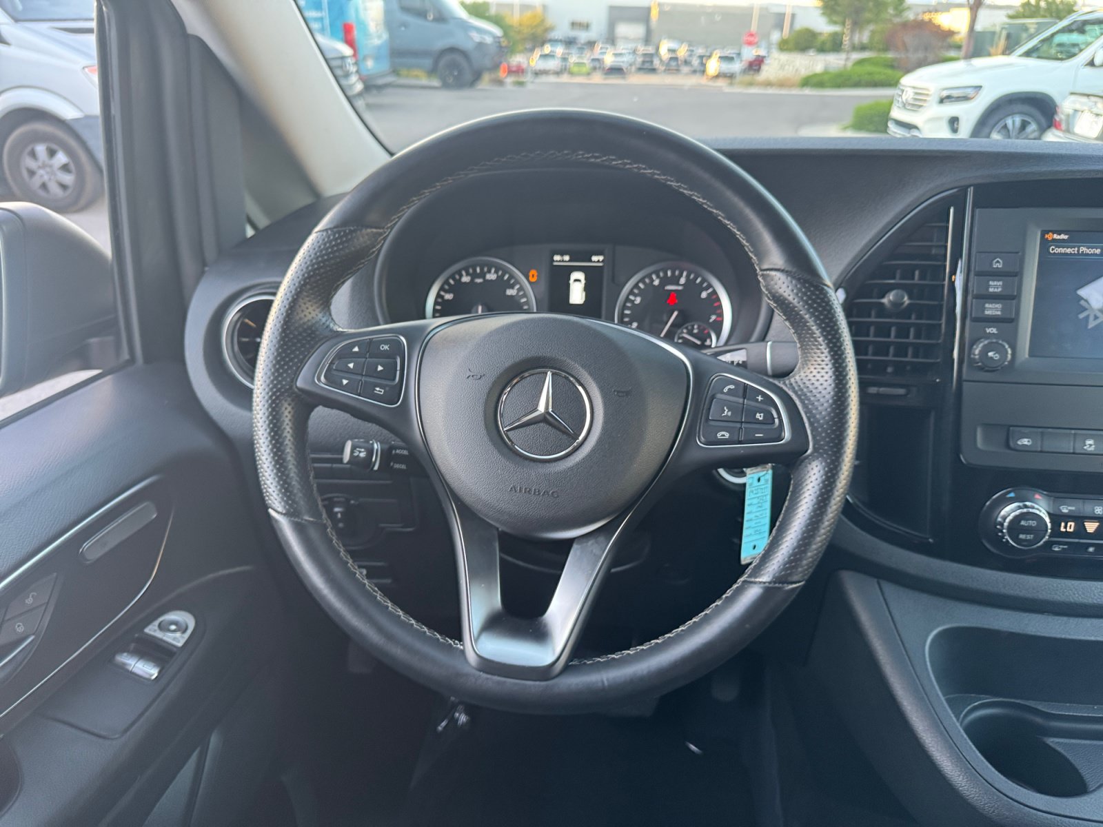 Used 2023 Mercedes-Benz Metris Passenger image 19