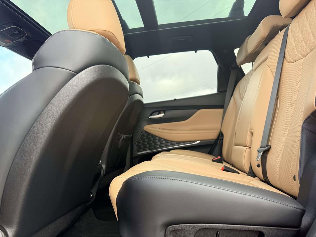 Used 2023 Hyundai Santa Fe Calligraphy image 24