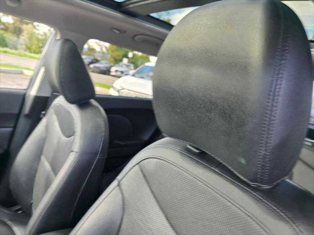 Used 2016 Kia Soul ! w/ Premium Package image 24