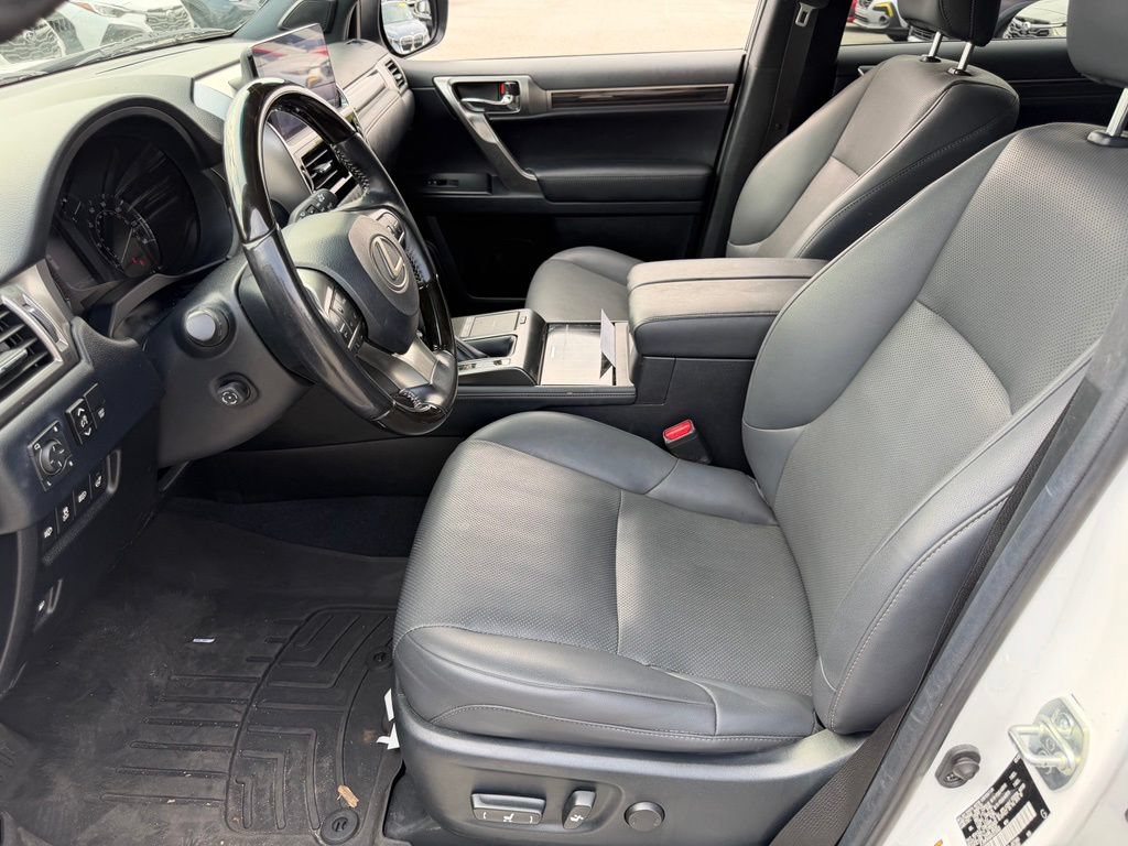 Used 2022 Lexus GX 460 Premium w/ Premium Package AWD/4WD image 23