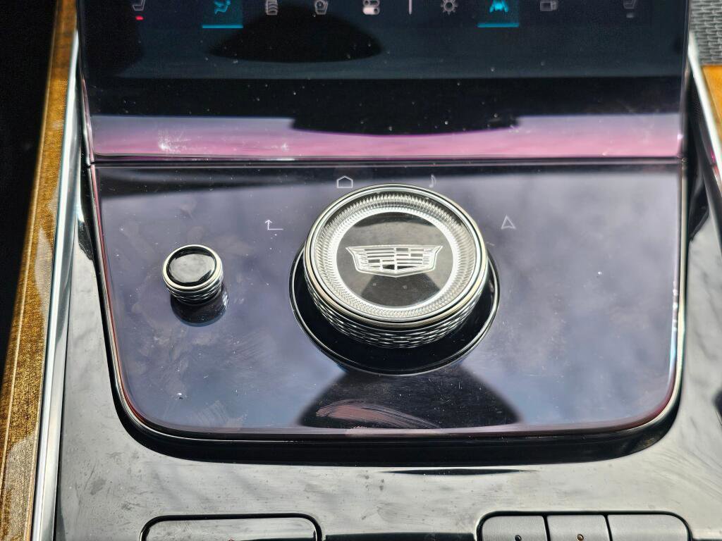 Certified 2025 Cadillac Escalade Sport Platinum image 39