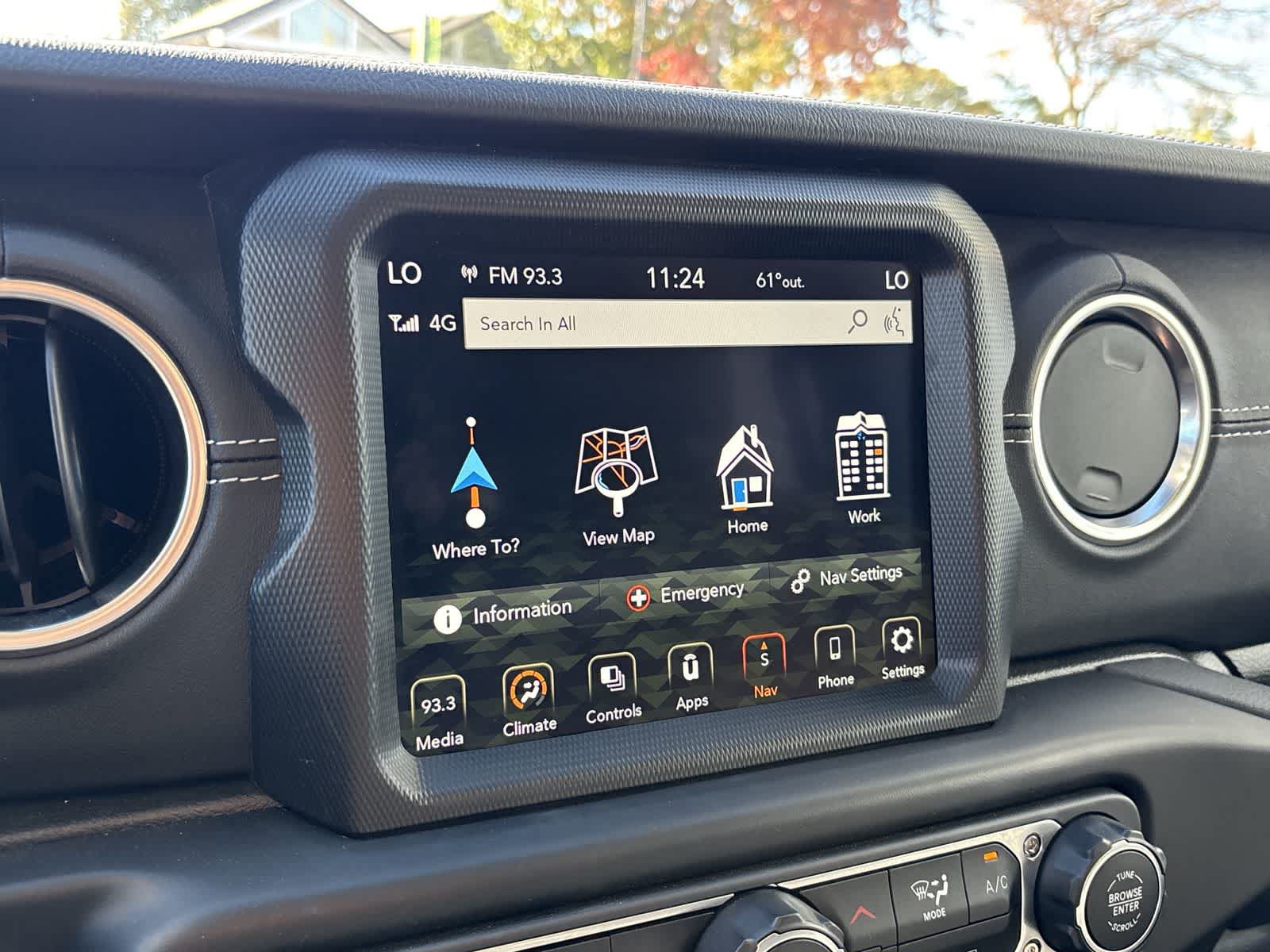 Certified 2022 Jeep Wrangler Unlimited Sahara AWD/4WD image 24