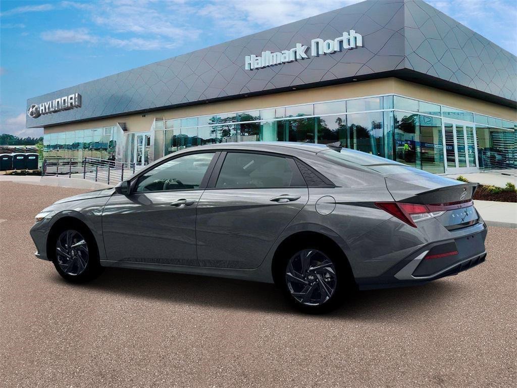 New 2026 Hyundai Elantra Sport image 4