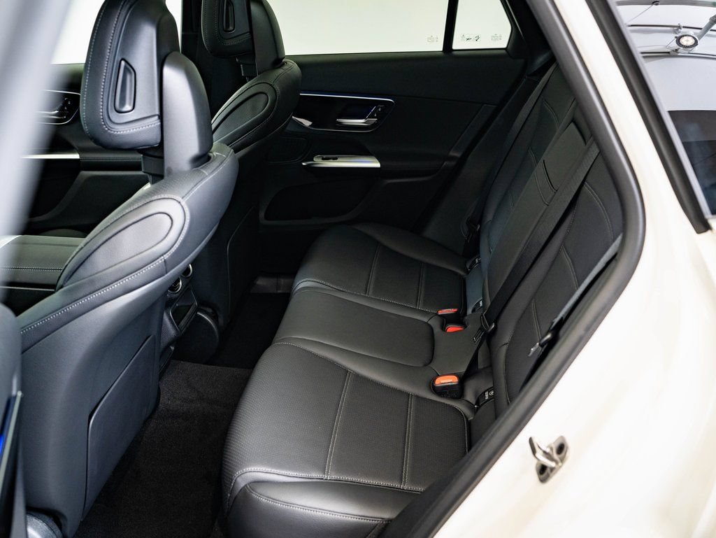 Certified 2026 Mercedes-Benz GLC 300 4MATIC image 35