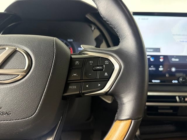 Used 2025 Lexus RX 350 Premium w/ Accessory Package (Z1) FWD image 26
