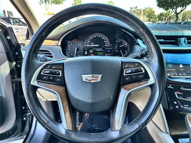 Used 2018 Cadillac XTS Luxury image 11