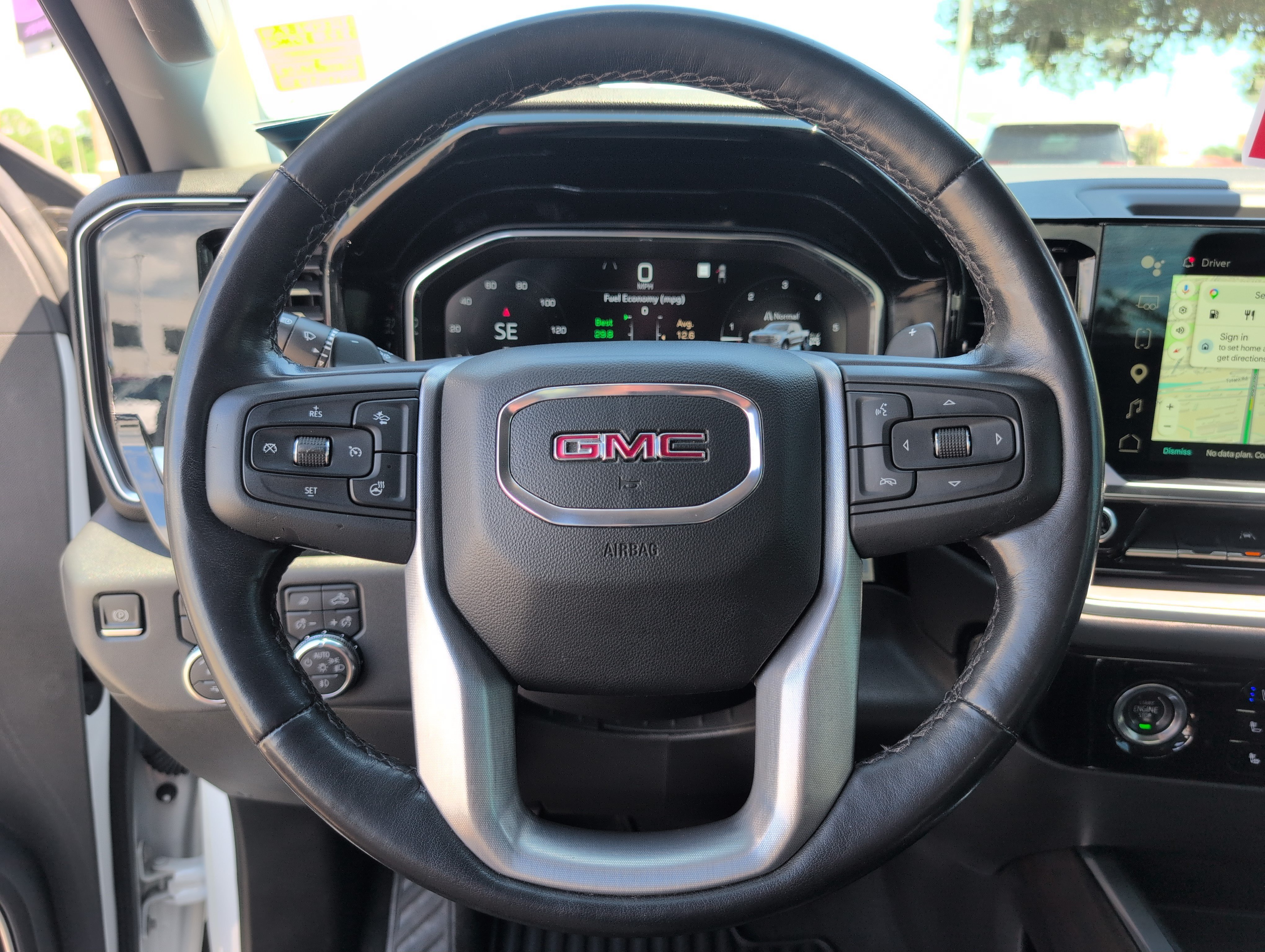 Used 2022 GMC Sierra 1500 SLT AWD/4WD image 25