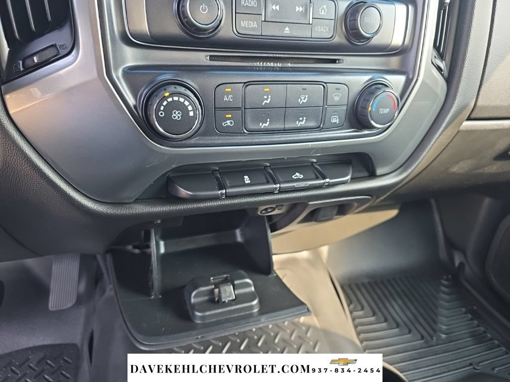 Used 2018 Chevrolet Silverado 1500 LT w/ Trailering Package AWD/4WD image 13