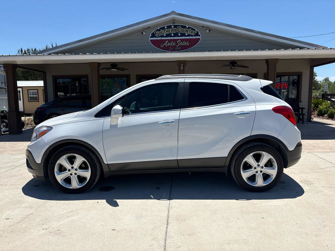Used 2016 Buick Encore FWD image 8