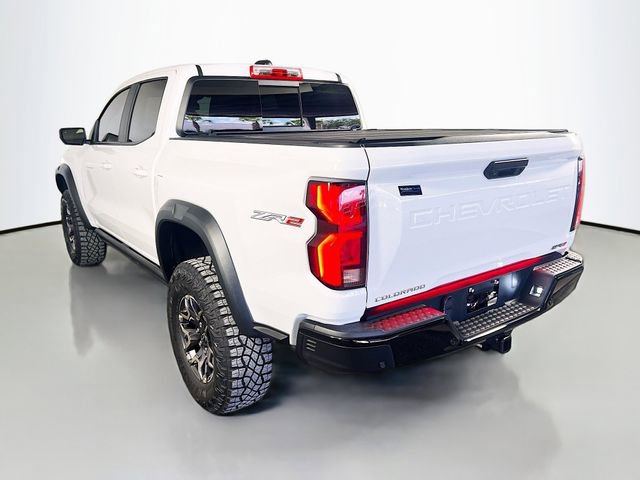 Used 2025 Chevrolet Colorado ZR2 w/ Technology Package AWD/4WD image 6