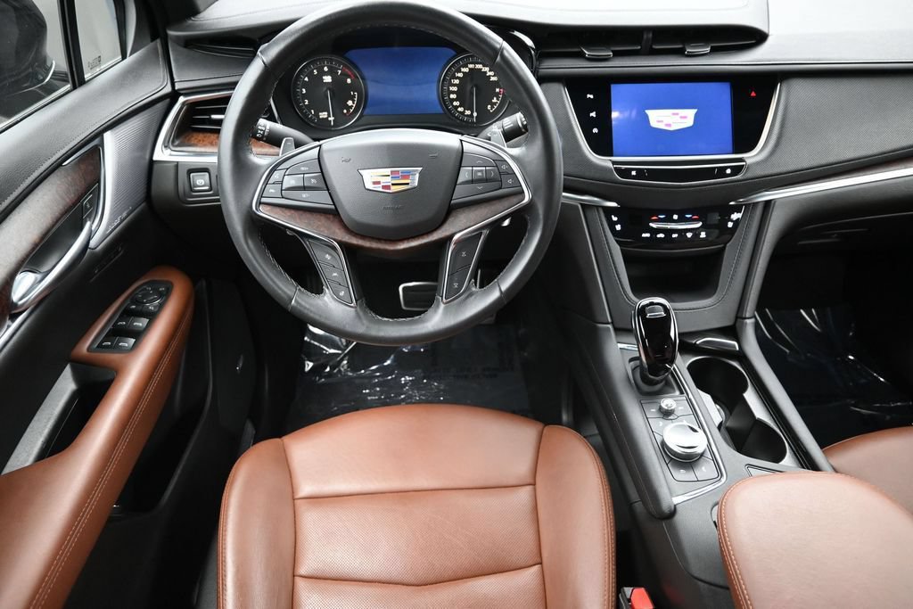 Used 2023 Cadillac XT5 Sportv w/ Technology Package AWD/4WD image 12