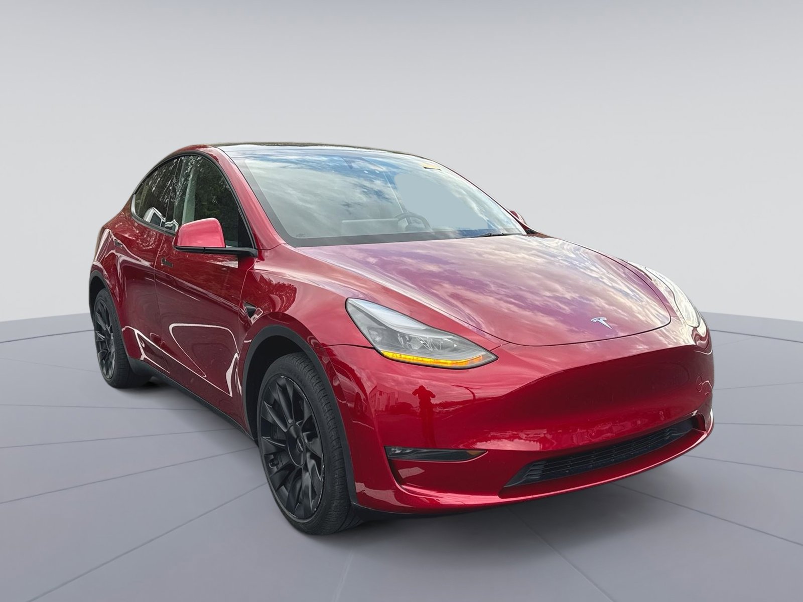 Used 2024 Tesla Model Y Long Range image 1