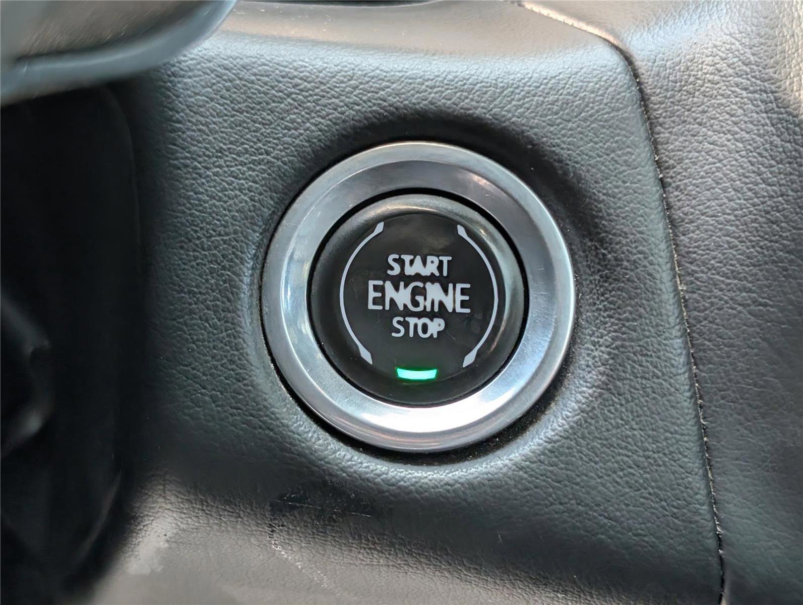 Used 2023 Chevrolet Suburban High Country w/ Advanced Technology Package image 30