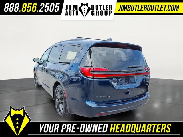 Used 2025 Chrysler Pacifica Limited FWD video 2