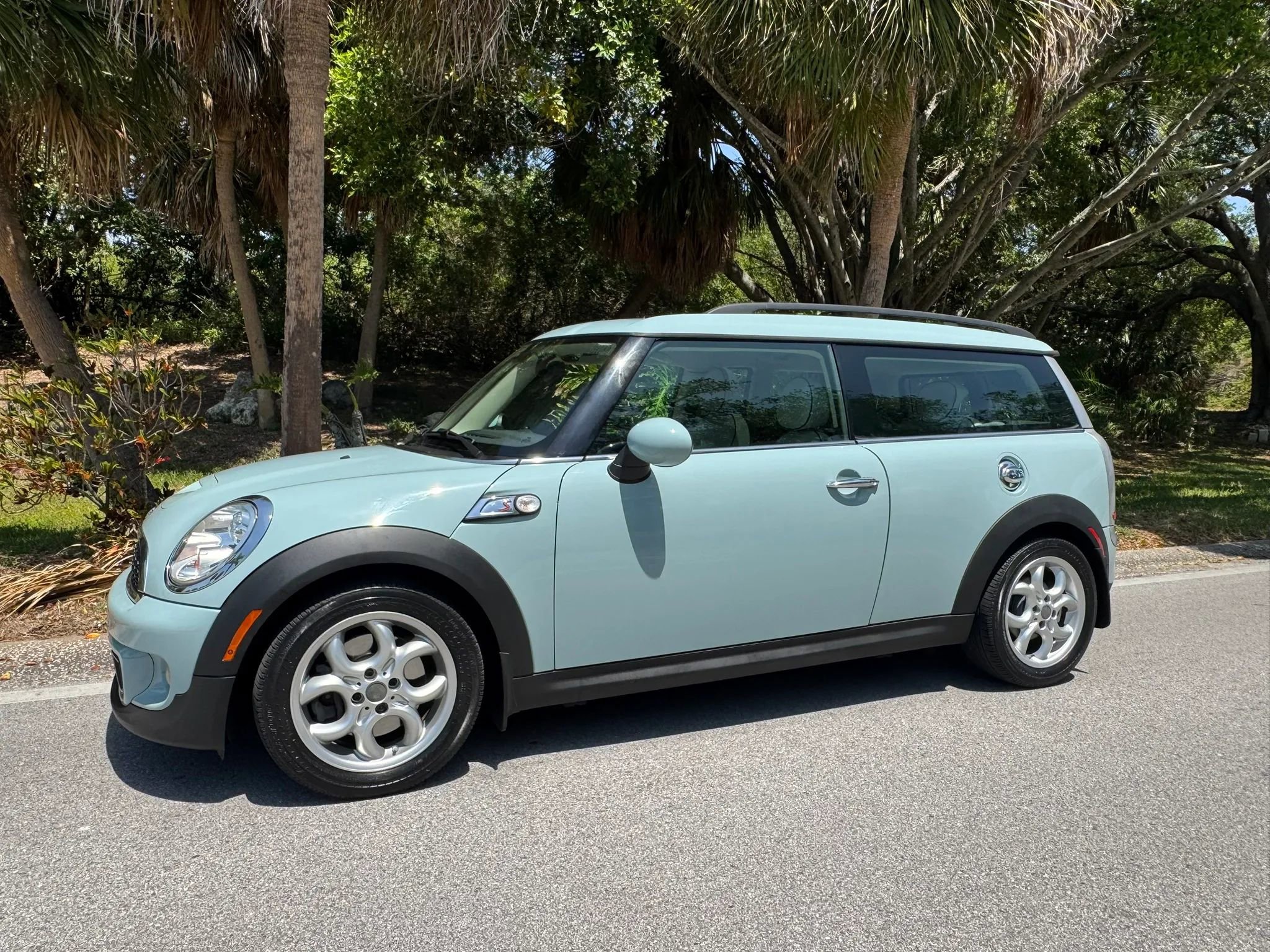 Used 2013 MINI Cooper Clubman S image 32