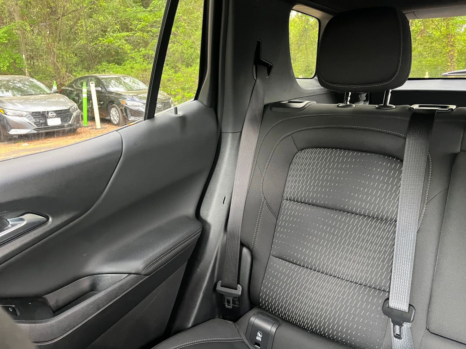 Used 2025 Chevrolet Equinox LT FWD image 39