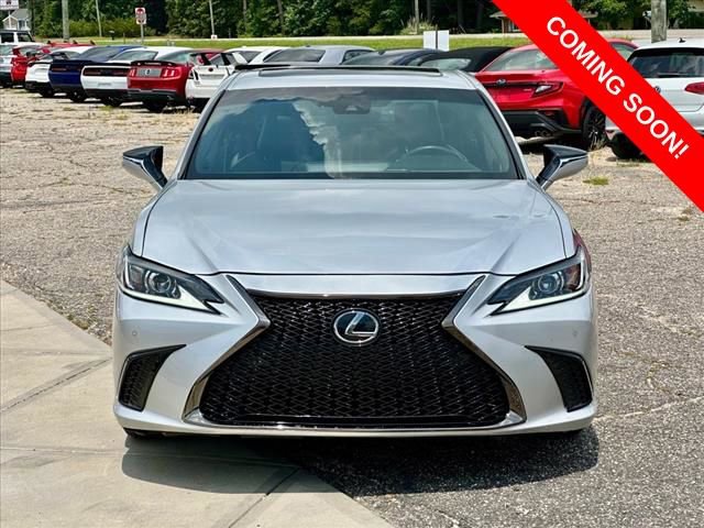 Used 2020 Lexus ES 350 F Sport w/ Accessory Package 2 FWD image 2