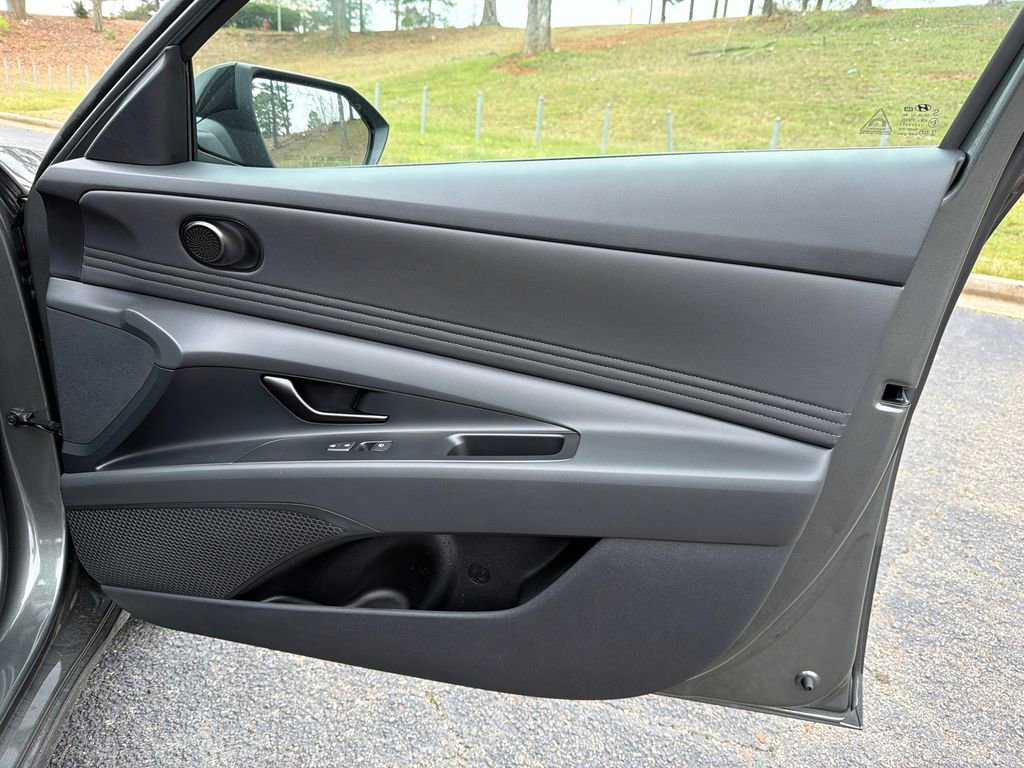 New 2026 Hyundai Elantra Sport FWD image 14