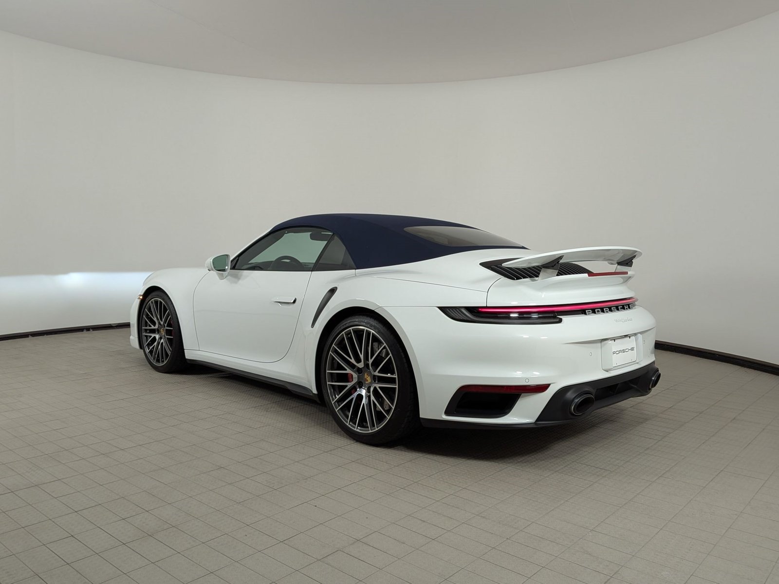 Certified 2024 Porsche 911 Turbo AWD/4WD video 3