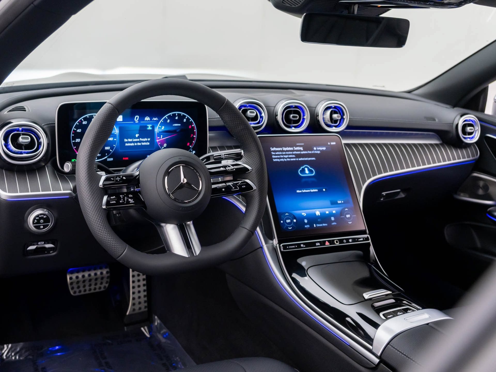 Used 2027 Mercedes-Benz CLE 450 4MATIC Cabriolet image 9