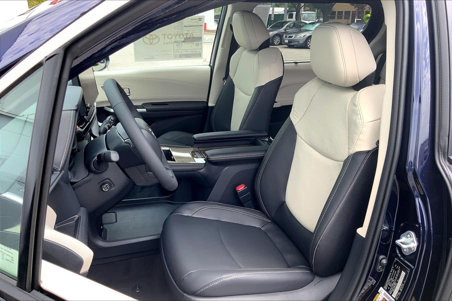 New 2026 Toyota Sienna Limited AWD/4WD image 11