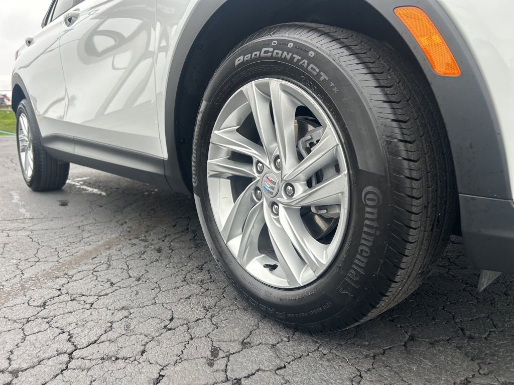 Certified 2025 Buick Envista Preferred image 11