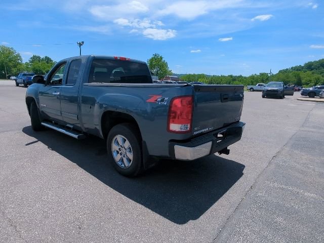 Used 2011 GMC Sierra 1500 SLE w/ Power Tech Package AWD/4WD image 11