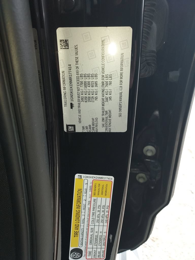 Used 2021 Chevrolet Suburban RST w/ Luxury Package AWD/4WD image 25