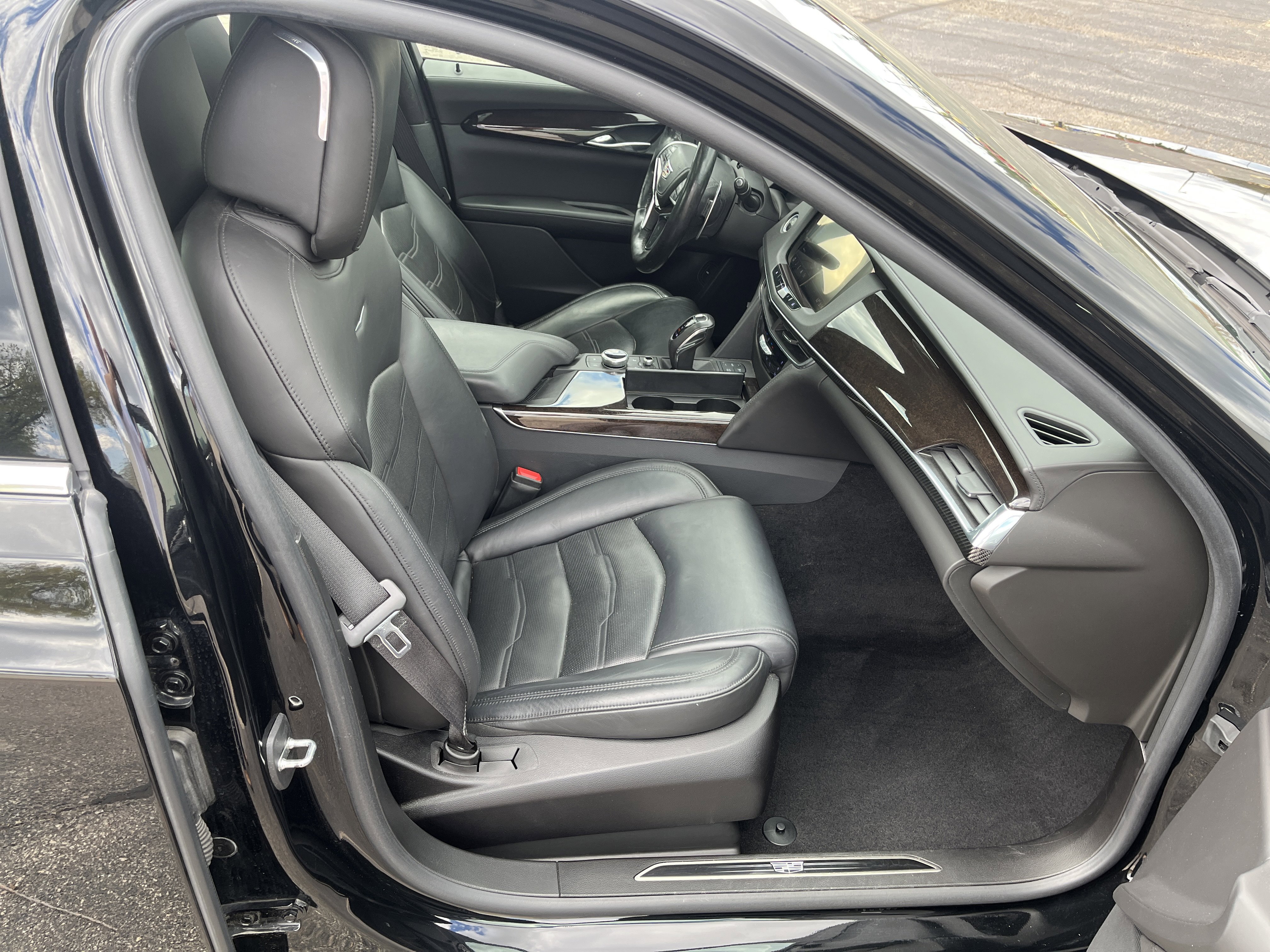 Used 2020 Cadillac CT6 Platinum AWD/4WD image 24
