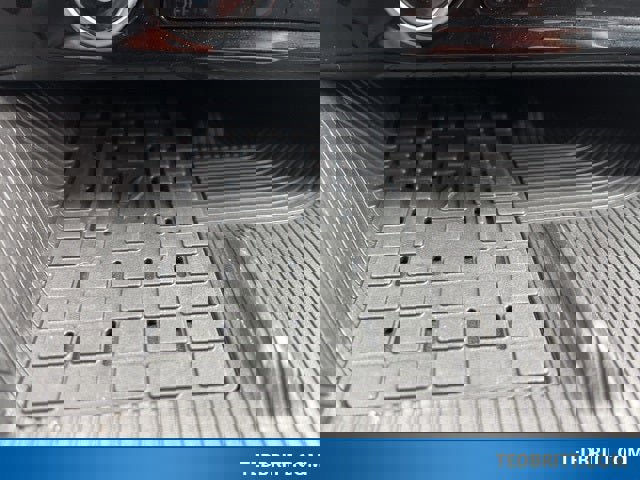 Certified 2025 Ford Explorer ST image 38